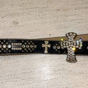 B.B. Simon hide and crystal belt